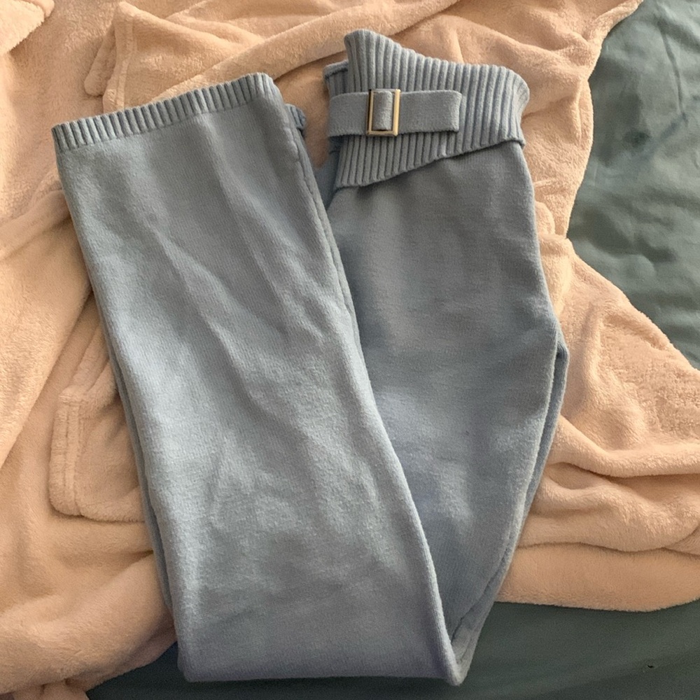 Light blue low rise Y2k buckle pants